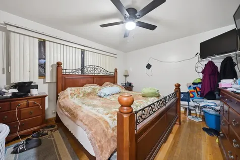 5433 South Homan Avenue Chicago IL 60632