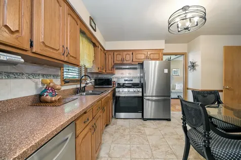 12822 South Westgate Drive Palos Heights IL 60463