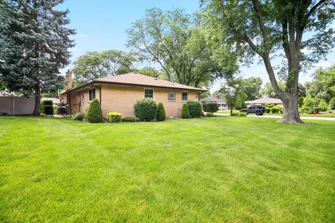 12822 South Westgate Drive Palos Heights IL 60463
