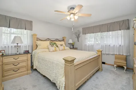 12822 South Westgate Drive Palos Heights IL 60463