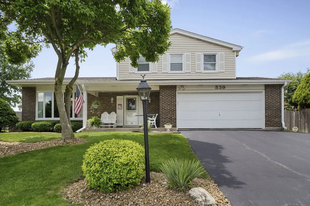 539 Hamilton Avenue Westmont IL 60559
