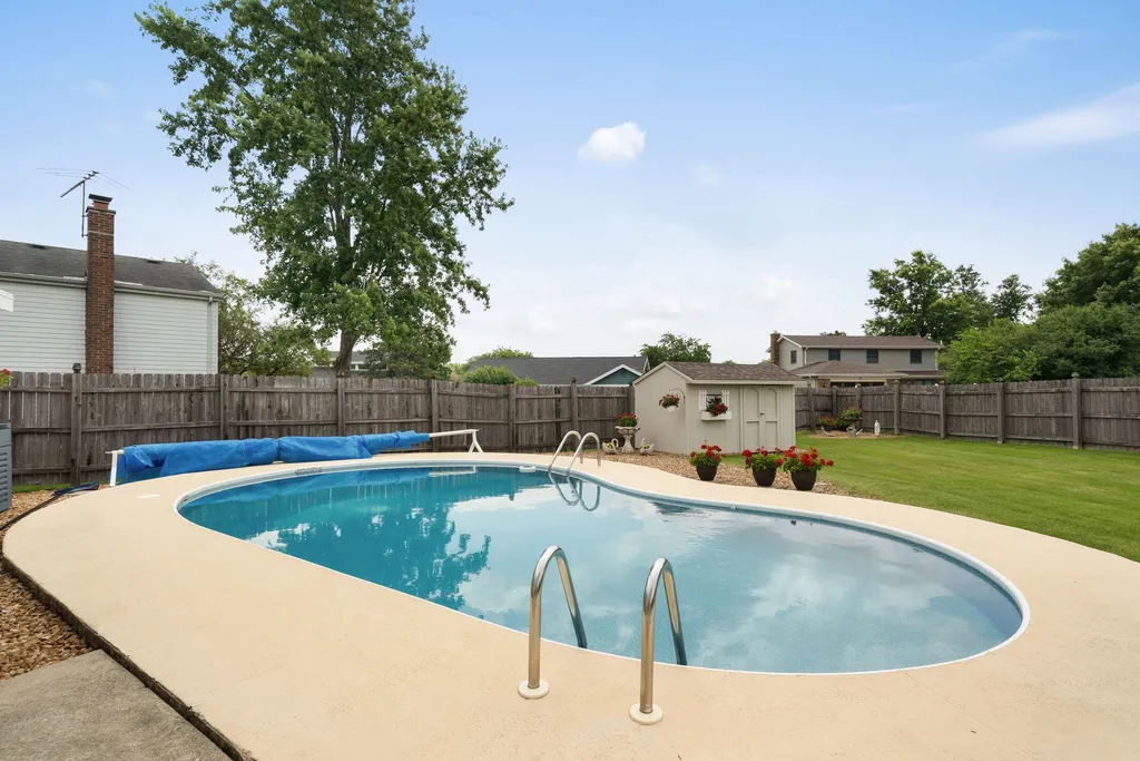 539 Hamilton Avenue Westmont IL 60559