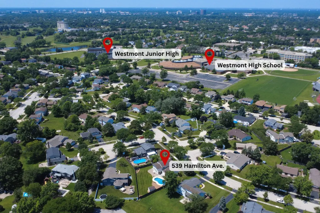 539 Hamilton Avenue Westmont IL 60559
