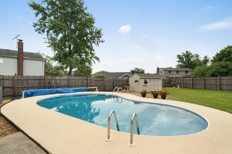 539 Hamilton Avenue Westmont IL 60559