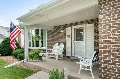 539 Hamilton Avenue Westmont IL 60559