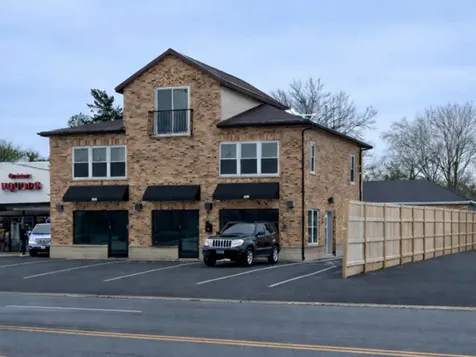 917 East Oakton Street Des Plaines IL 60018