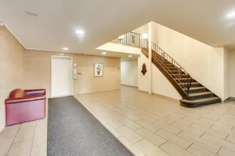 931 West Arquilla Drive Glenwood IL 60425