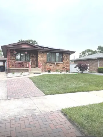 18624 Wentworth Avenue Lansing IL 60438