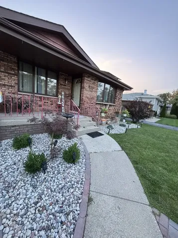 18624 Wentworth Avenue Lansing IL 60438