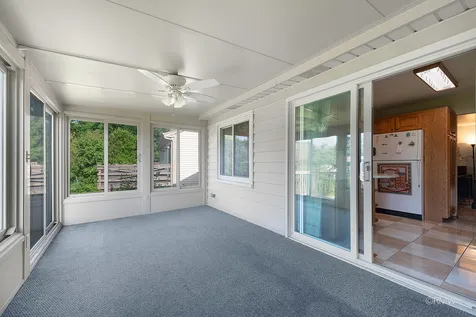 834 Edenwood Drive Roselle IL 60172