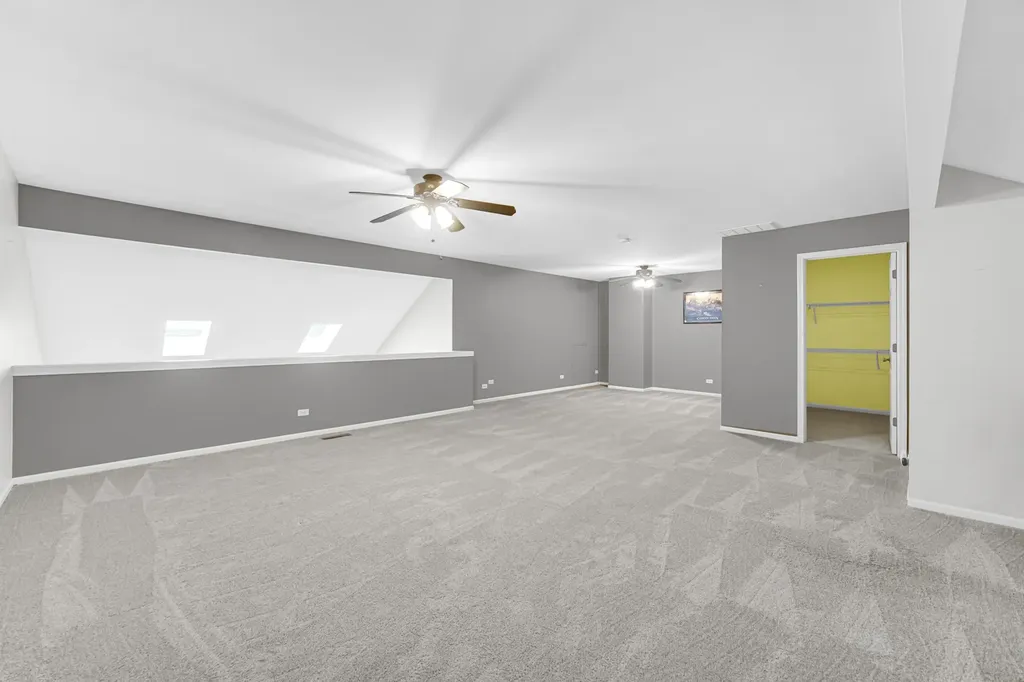 1257 Oakleaf Court Aurora IL 60506