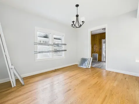 7826 South Paxton Avenue Chicago IL 60649