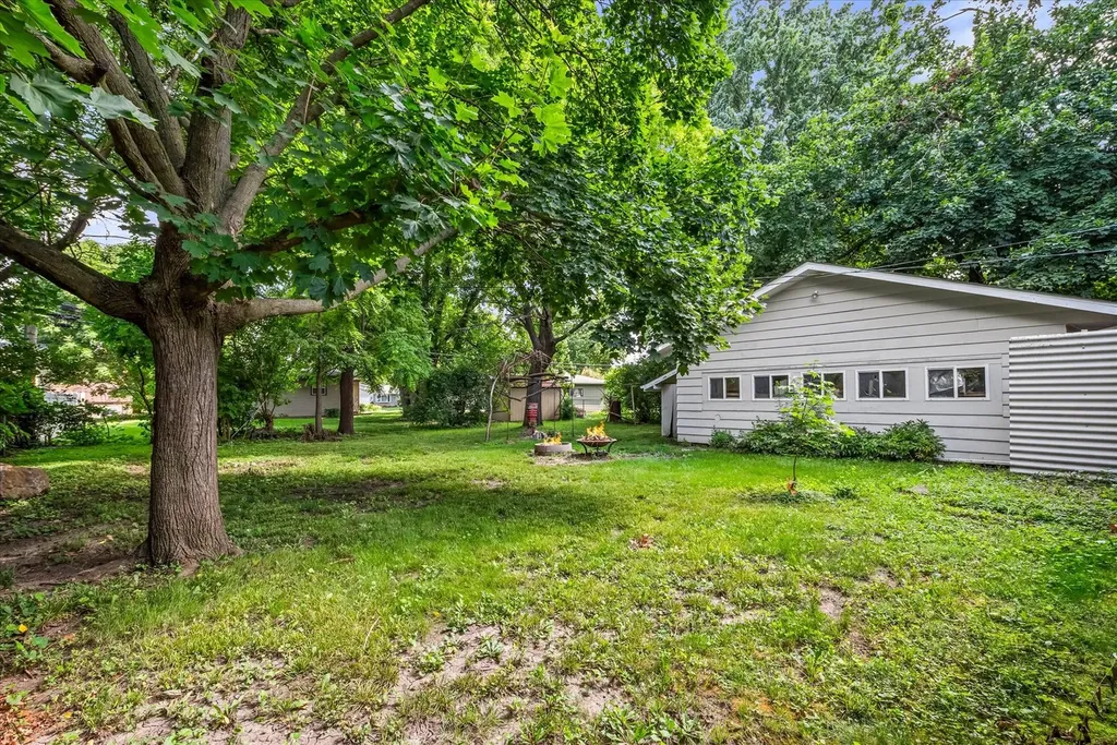 24114 West Hillcrest Drive Plainfield IL 60544