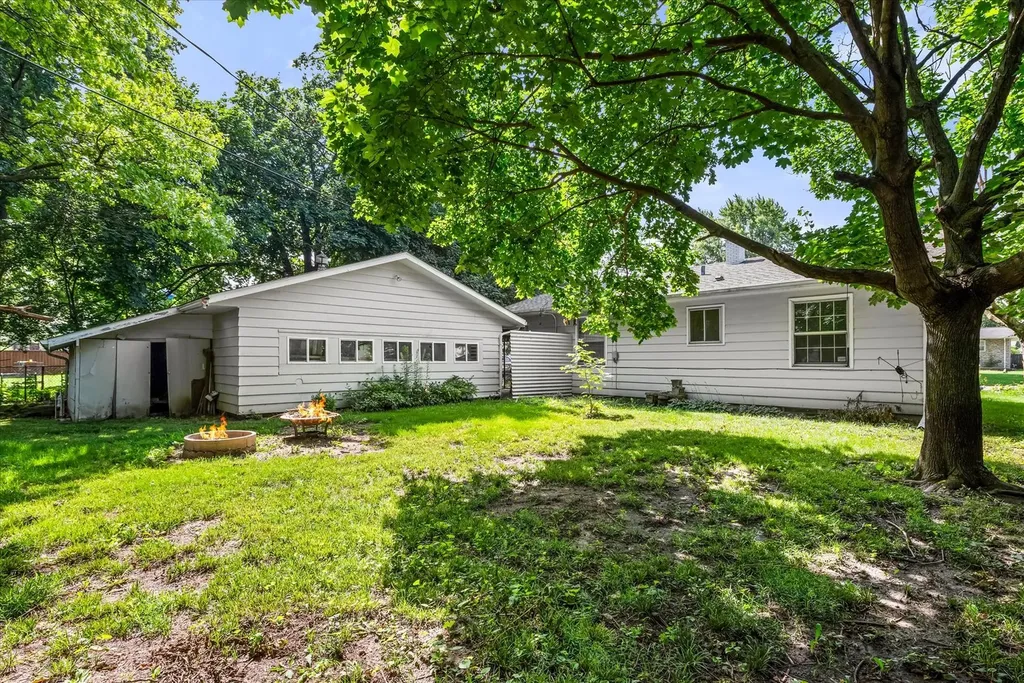 24114 West Hillcrest Drive Plainfield IL 60544