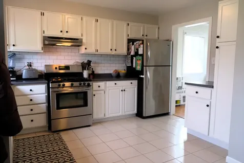 891 East Grant Drive Des Plaines IL 60016