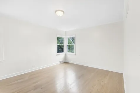 155 Cornell Avenue Des Plaines IL 60016