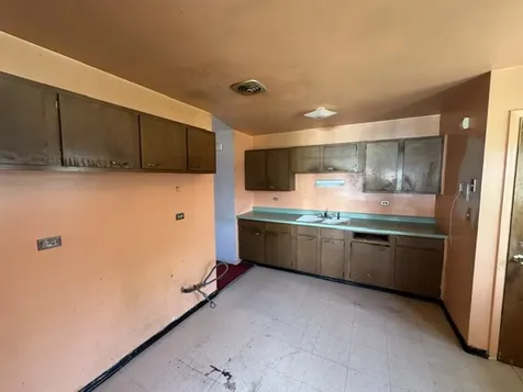 16239 Damen Avenue Markham IL 60428