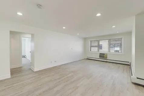 7250 North Western Avenue Chicago IL 60645