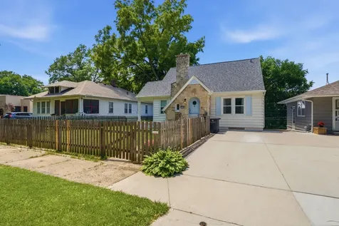 3744 12TH Street Rock Island IL 61201
