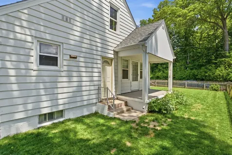 3744 12TH Street Rock Island IL 61201