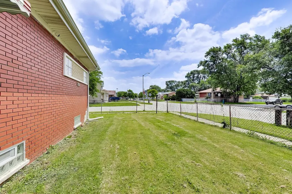 2900 140TH Street Blue Island IL 60406