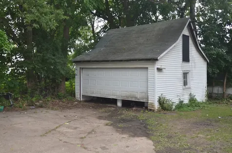 1433 5TH Avenue Rockford IL 61104