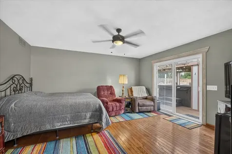 864 Campton Drive Rockford IL 61102