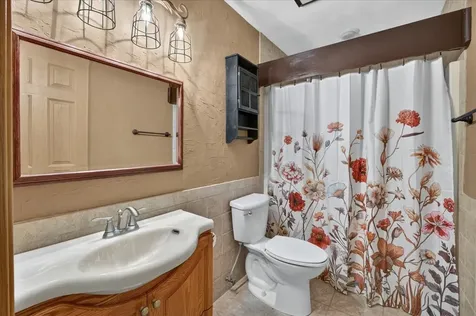 864 Campton Drive Rockford IL 61102