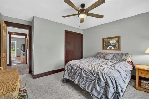 864 Campton Drive Rockford IL 61102
