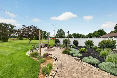 864 Campton Drive Rockford IL 61102