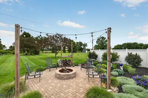 864 Campton Drive Rockford IL 61102