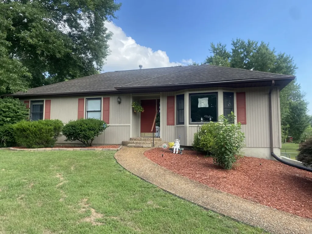 842 Stardust Lane Herrin IL 62948