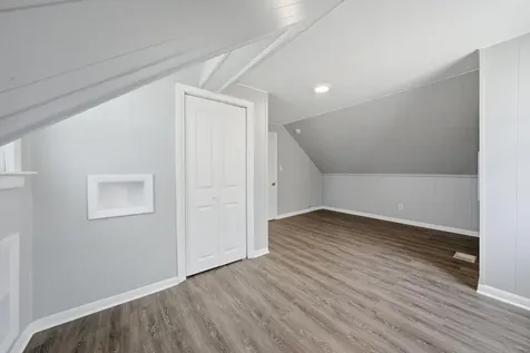 8720 South Richmond Avenue Evergreen Park IL 60805