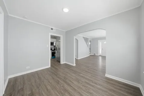 8720 South Richmond Avenue Evergreen Park IL 60805