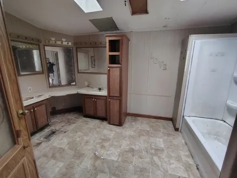 84 Berry Lane Bourbonnais IL 60914