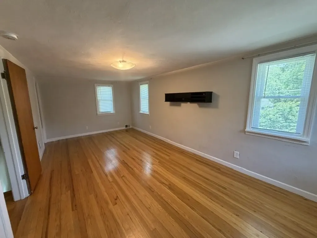 1530 Hill Avenue Wheaton IL 60187