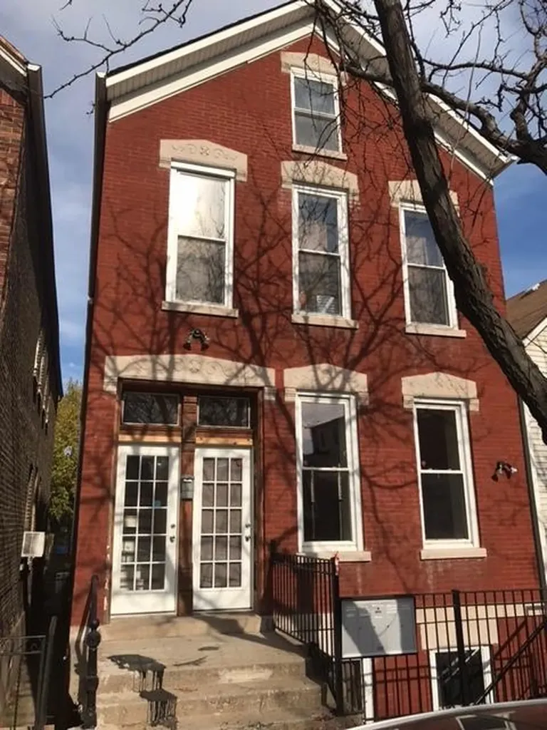 2148 West 18th Street Chicago IL 60608