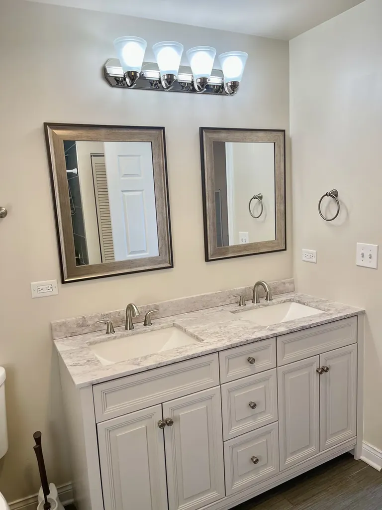 2148 West 18th Street Chicago IL 60608