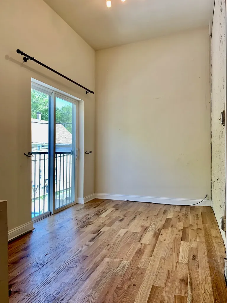 2148 West 18th Street Chicago IL 60608