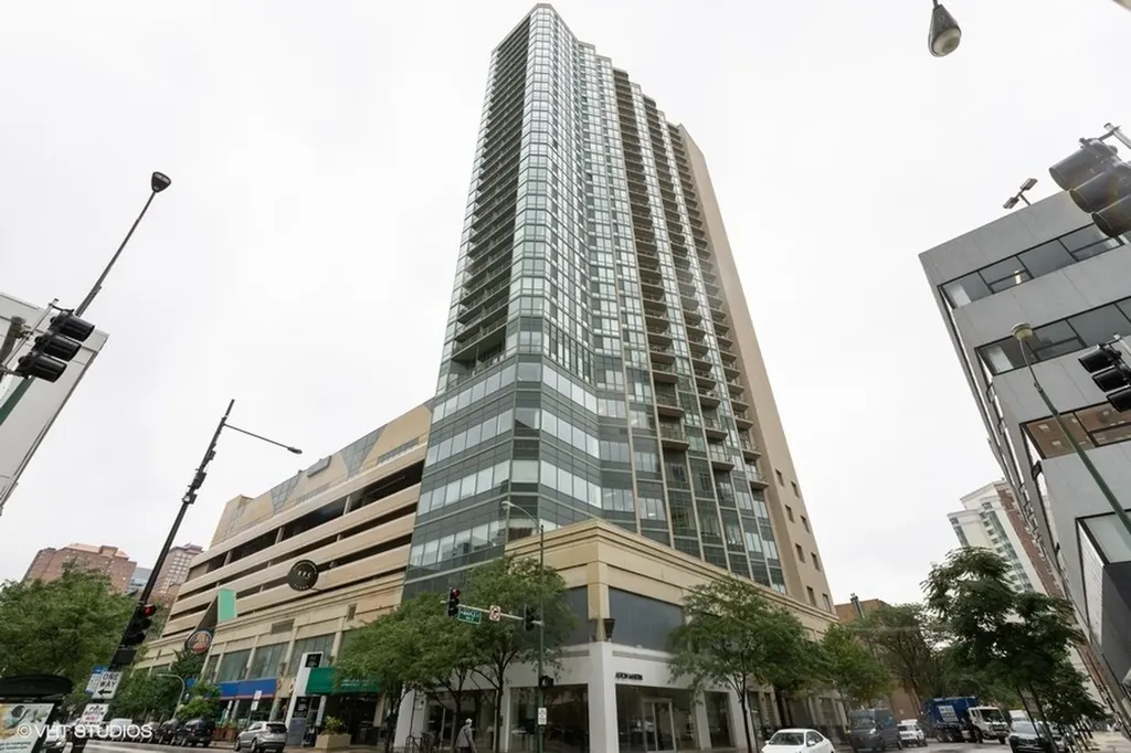 111 West Maple Street Chicago IL 60610