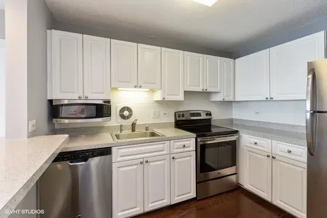 111 West Maple Street Chicago IL 60610