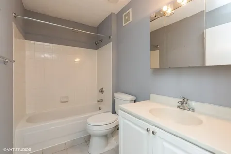 111 West Maple Street Chicago IL 60610