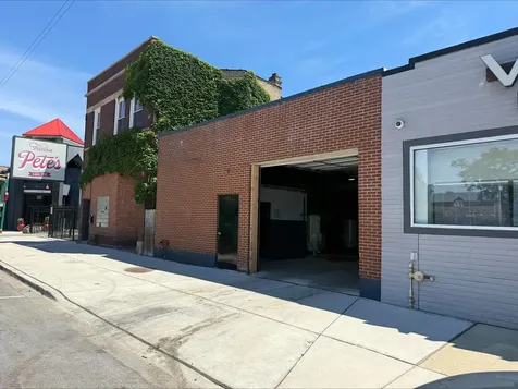 3725 North Western Avenue Chicago IL 60618