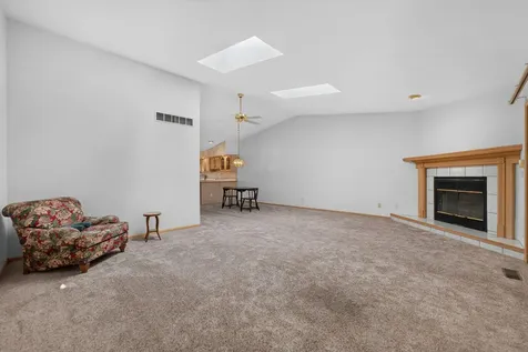 6207 Carriage Green Way Rockford IL 61108