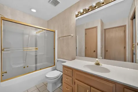 6207 Carriage Green Way Rockford IL 61108