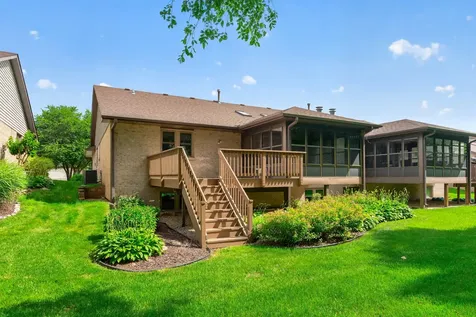 6207 Carriage Green Way Rockford IL 61108