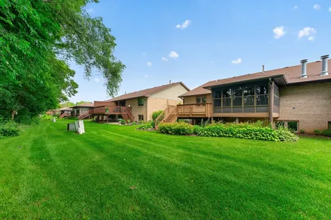 6207 Carriage Green Way Rockford IL 61108