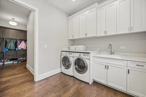 15W047 60TH Street Burr Ridge IL 60527