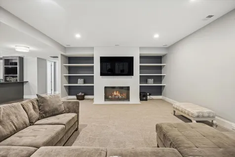 15W047 60TH Street Burr Ridge IL 60527