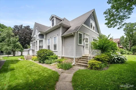 334 Arbor Avenue West Chicago IL 60185